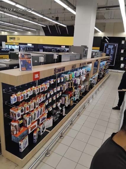 Smart Gate stand, Carrefour City Center Almaza aisle